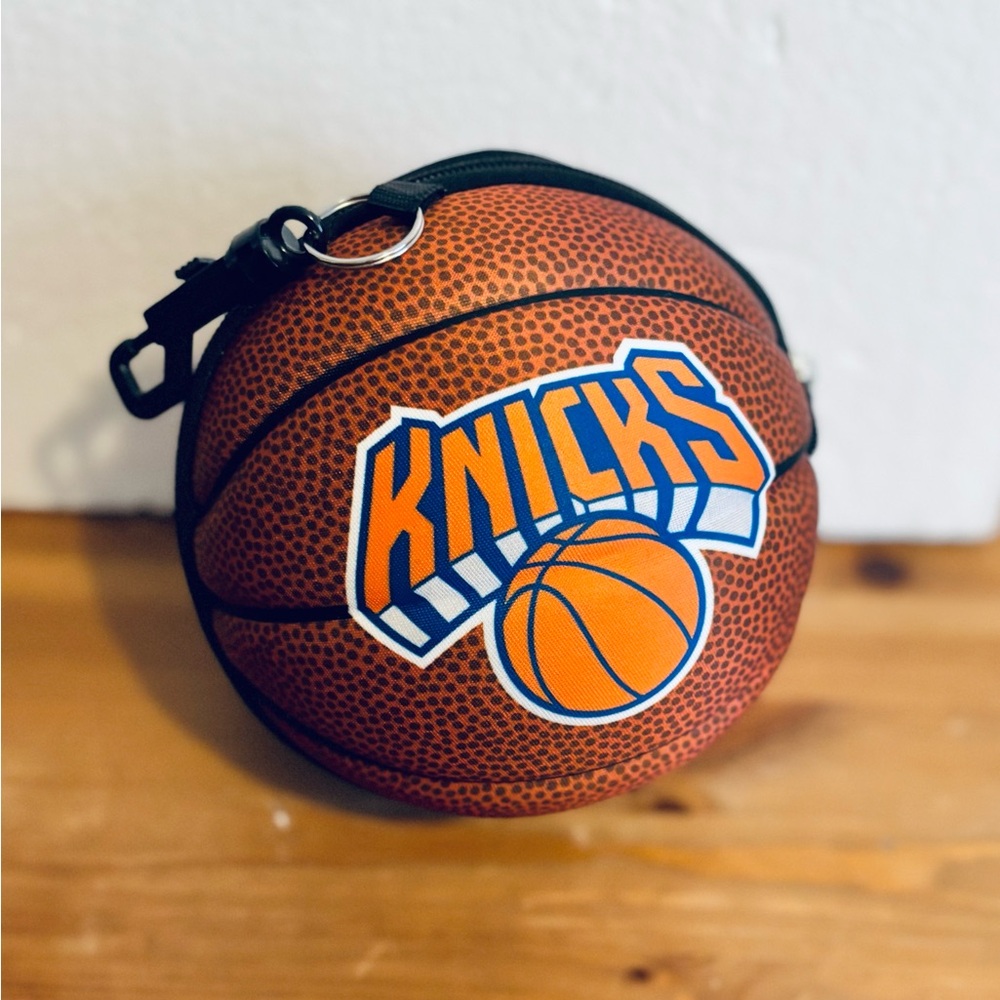 New York Knicks Collapsible Insulated Basketball Lunch Bag Maccabi Art
